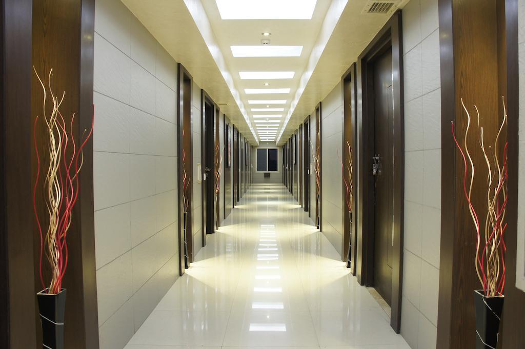 Hotel Surya Prime Kota  Kamer foto